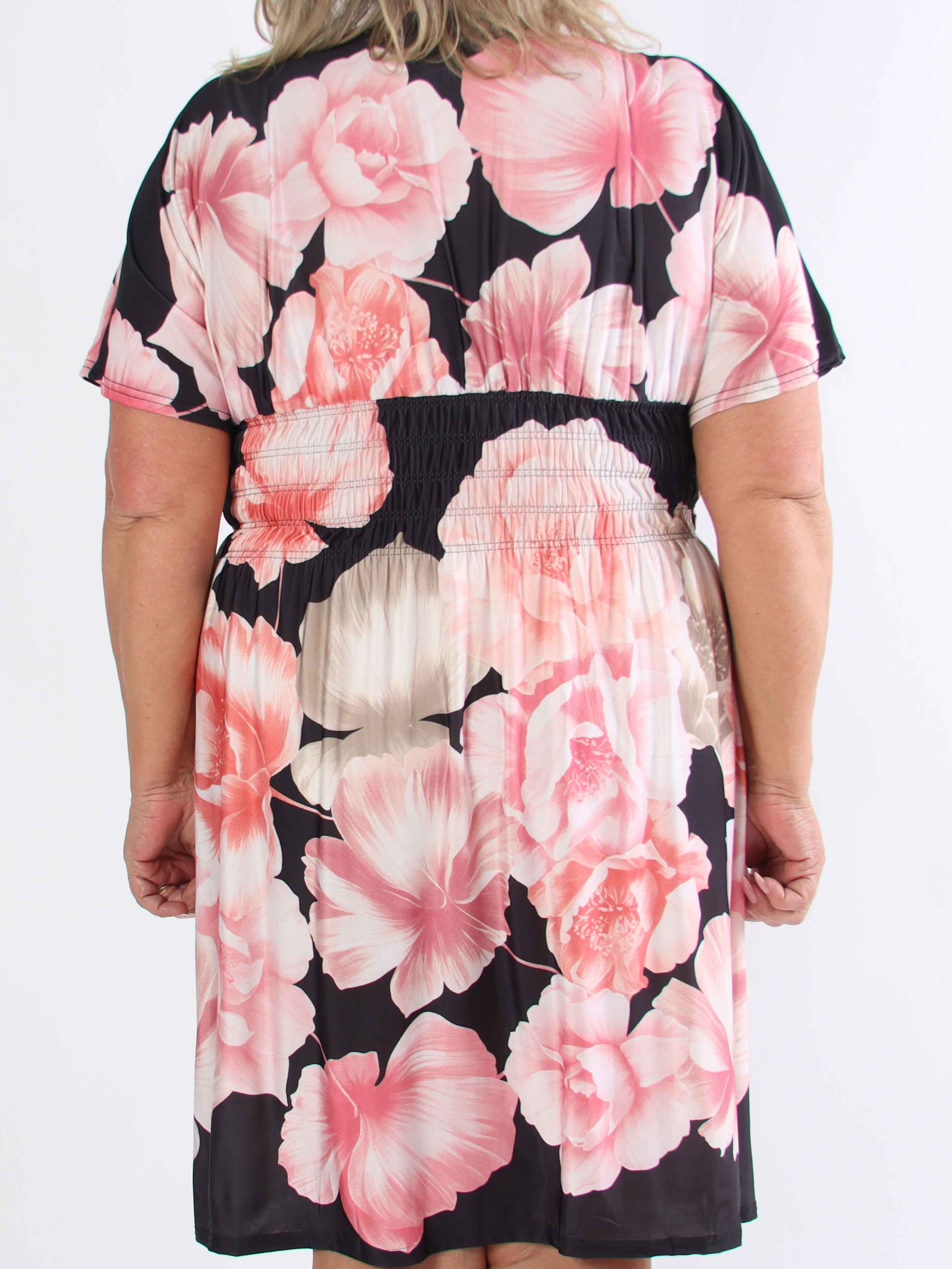 Pams Peony Short - Kort elastisk plus size-klänning med blommigt tryck